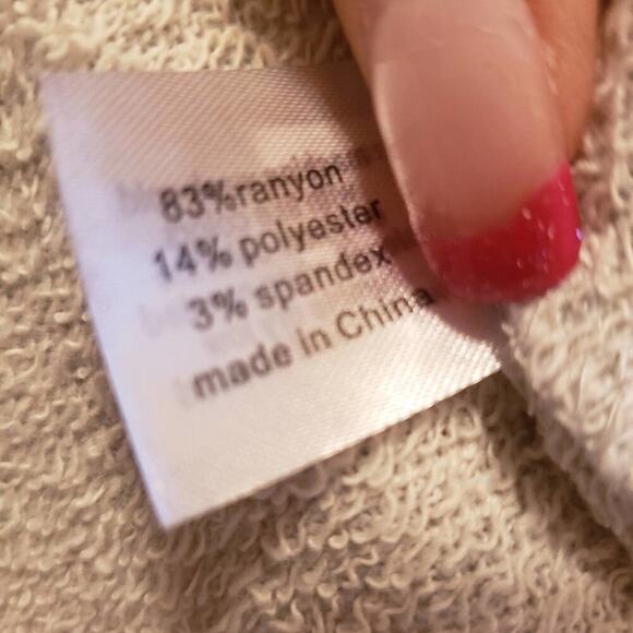 LANE BRYANT NEW LACE SINGLE COLD SHOULDER GRAY LACE KNIT SWEATER SIZE 14/16 - Picture 7 of 7